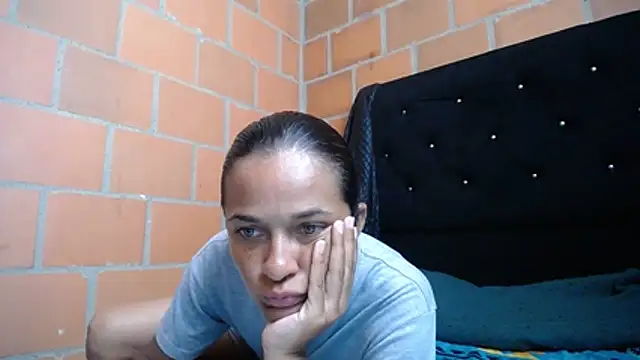 Chat XXX en directo de GiveLove1