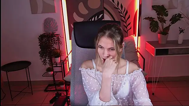effyfetcher Adlı Modelin Canlı XXX Sohbeti