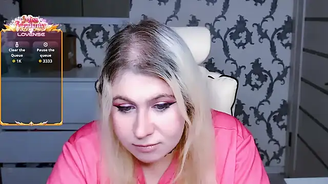 yourkarma_2_0 Adlı Modelin Canlı XXX Sohbeti