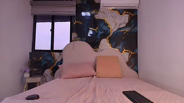 XXX chat uživo modela Rihana_lahm