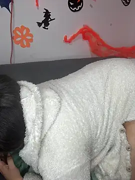 Selenee23's Live XXX Chat