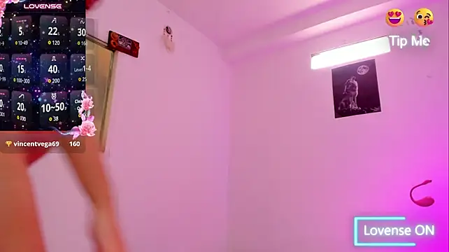 צ'אט XXX בשידור חי של CleoFoxxx_