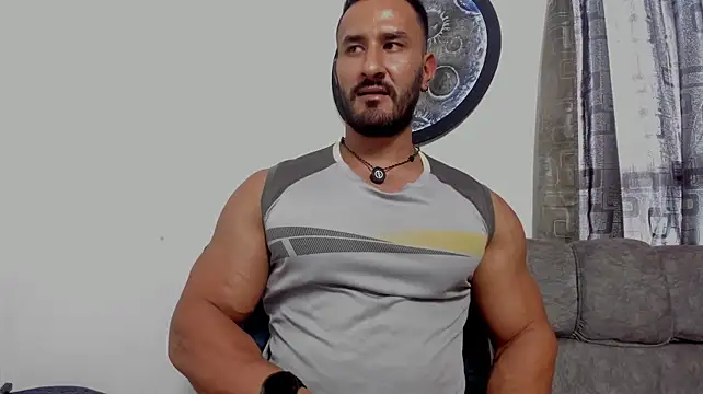 curt_xxx 라이브 XXX 채팅