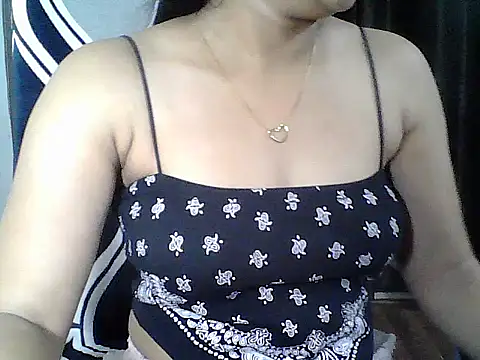 Saxy_Mony002 Chat XXX in diretta