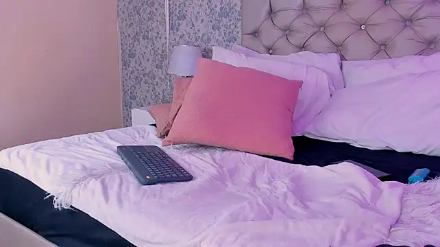 دردشة VelvetEros الجنسية المباشرة