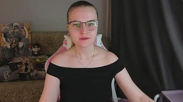 Chatroom XXX en direct de MissBrightShine
