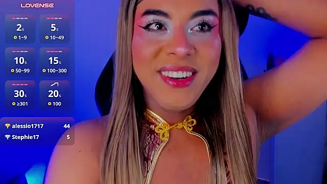 Chat +18 de Emili_Roux ao vivo