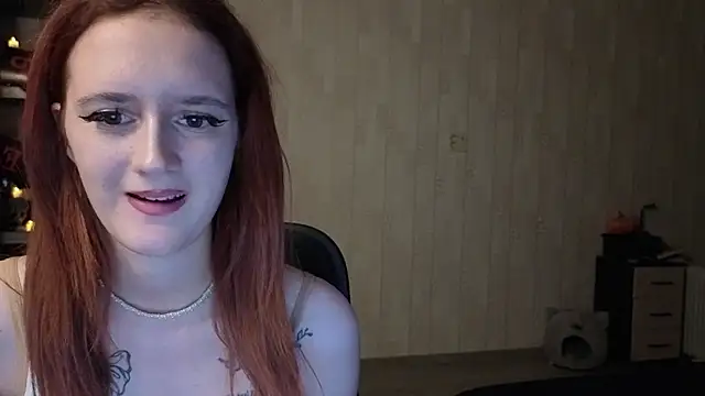 Chat +18 de AliceSin_ ao vivo