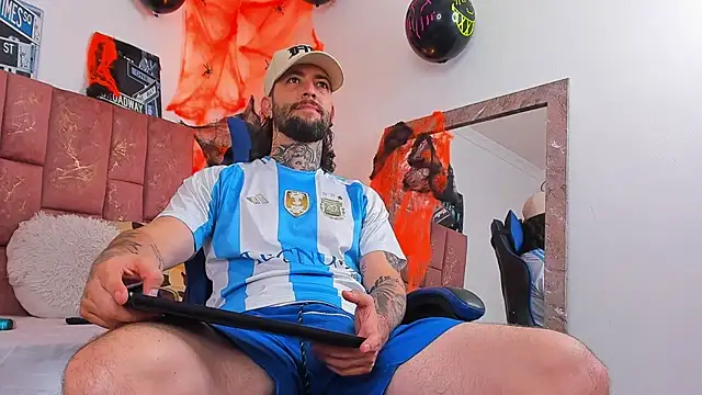 ALPHA_MASTER1 élő XXX-chatje