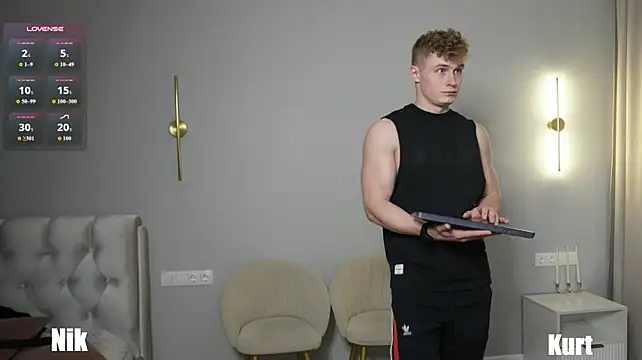 XXX chat uživo modela Nik_Sharp