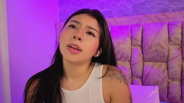 Czat XXX na żywo – chloe_bluee_