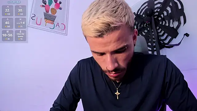 Lian_ferrer élő XXX-chatje