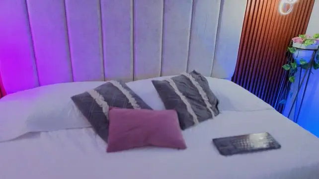 Chat +18 de SofiaCortes4 ao vivo
