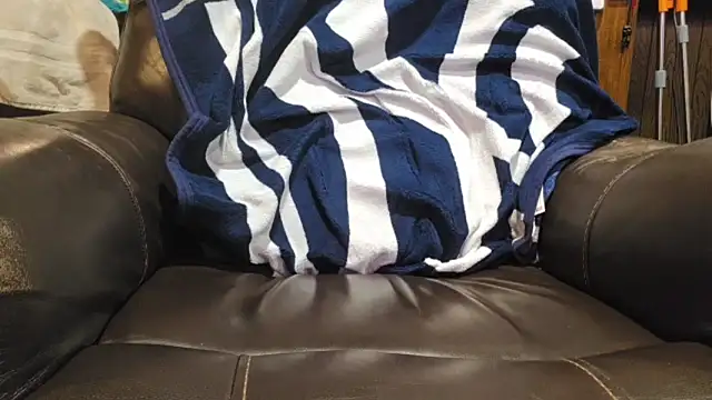 chubbyD77 XXX чат на живо