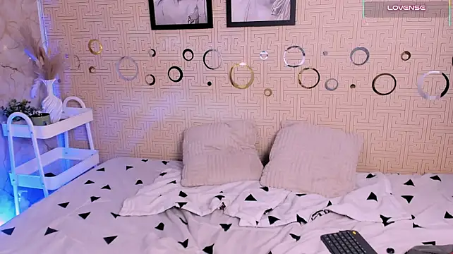 Mia_Gothzx Chat XXX in diretta