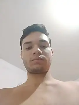XxRicardoxX_'s Live XXX Chat