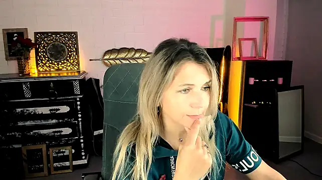 NicoleHitman 라이브 XXX 채팅