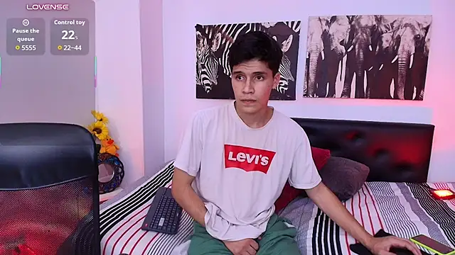 Jacob5_ লাইভ XXX চ্যাট