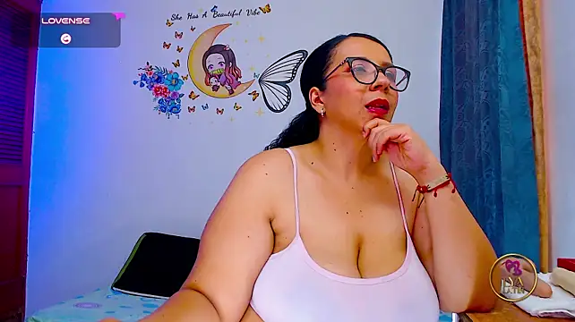 lyalatin's Live XXX Chat