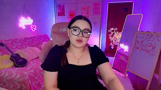 lilialil06: онлайн-секс-чат
