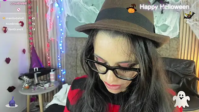 Chat XXX en directo de IsisNoir