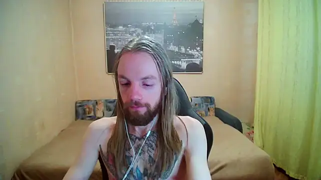 AdamDickens live XXX chat