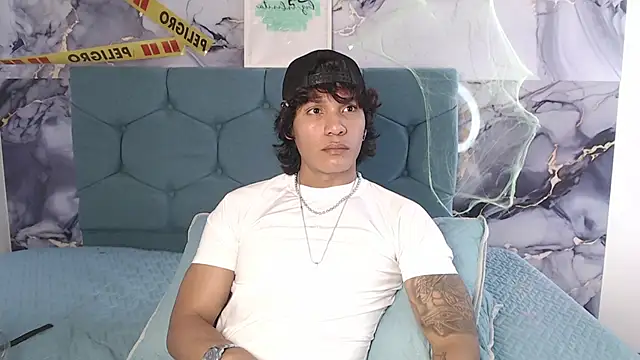 MaximilianRoth – Naživo XXX chat