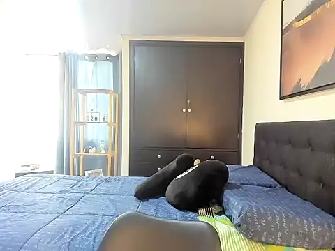 XXX chat uživo modela TheBluePrince
