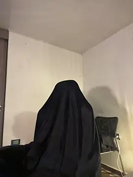 FreszX Adlı Modelin Canlı XXX Sohbeti