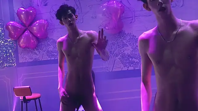 Zouzouboy-001n Live XXX chat