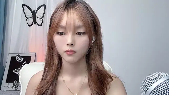 แชท XXX สดของ XiaoPiPi8888