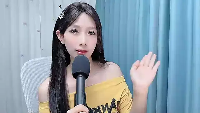 LZL68 Live XXX-Chat