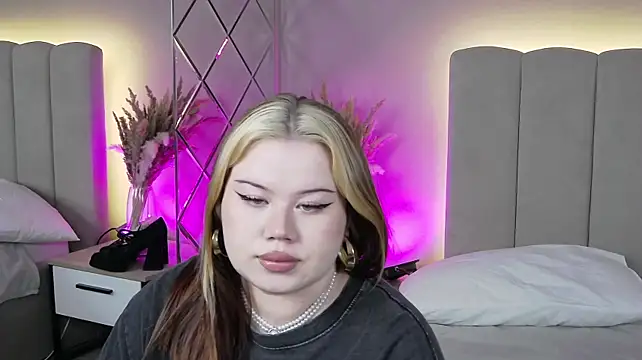 EvaBlunnsh_ Live XXX-Chat