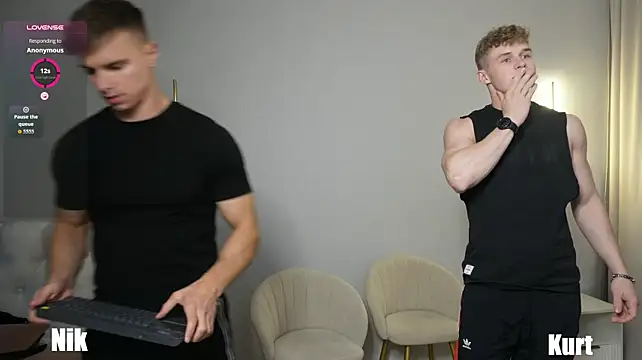 Nik_Sharp Chat XXX in diretta