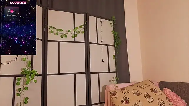 MyrtaMcclaneyのライブXXXチャット