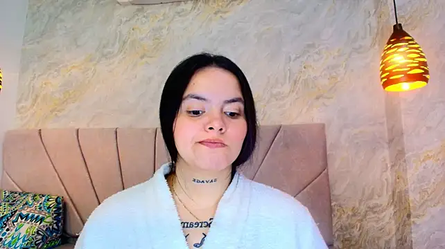 Mia_candy_0 Adlı Modelin Canlı XXX Sohbeti