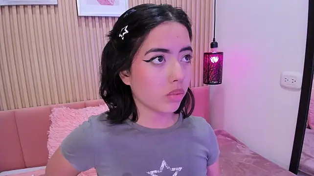 Abril_adams_ Live XXX-Chat