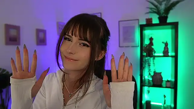 Ella_Young's Live XXX Chat