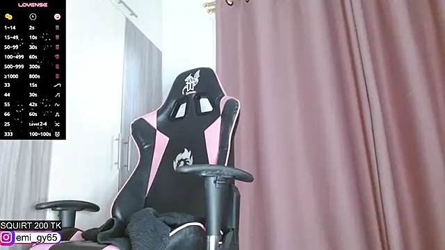 emilyn_grey1 라이브 XXX 채팅