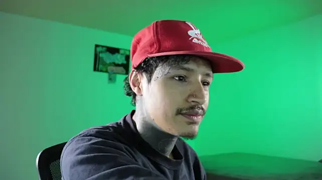 Chat +18 de trieone ao vivo