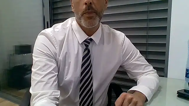 XXX chat uživo modela 66MA69