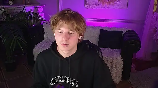 XXX chat uživo modela Benjamin_Brooke