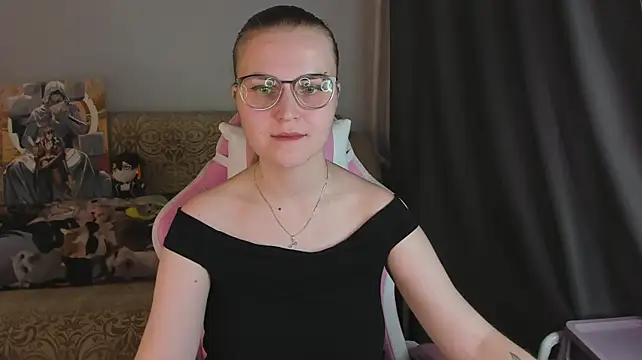 MissBrightShine's Live XXX Chat