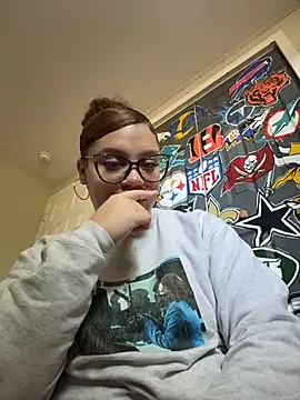 QueenNuttCollector Chat XXX in diretta