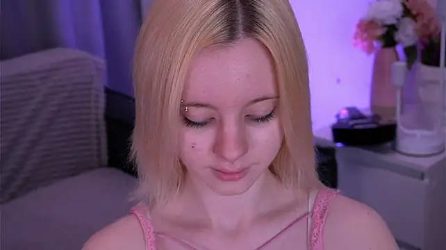 XXX chat uživo modela quake_123