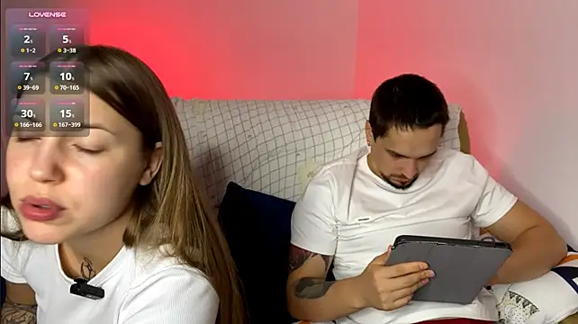 INSOMNIA_strip Live XXX Chat
