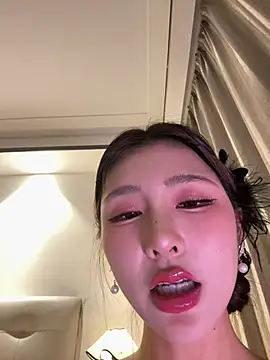 nidekikibabe-2026 在線直播表演