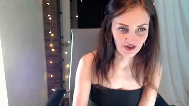 צ'אט XXX בשידור חי של ms_kelarini