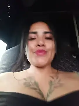 MAYE__13's Live XXX Chat
