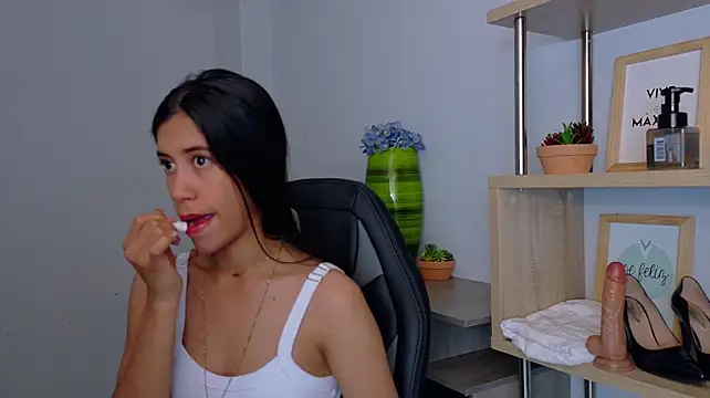 Chat XXX Live EmmiShery